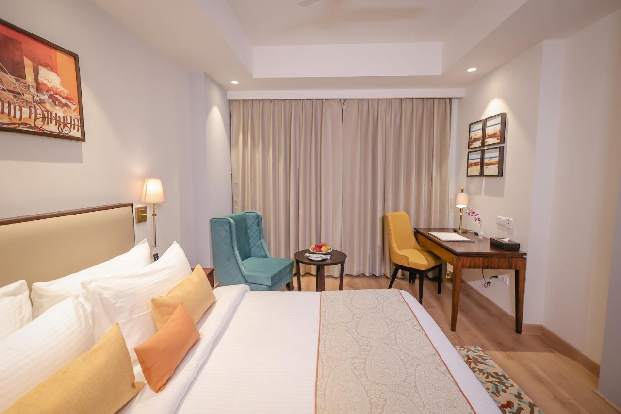 Regenta Dehradun By Royal Orchid Hotels Limited Bagian luar foto