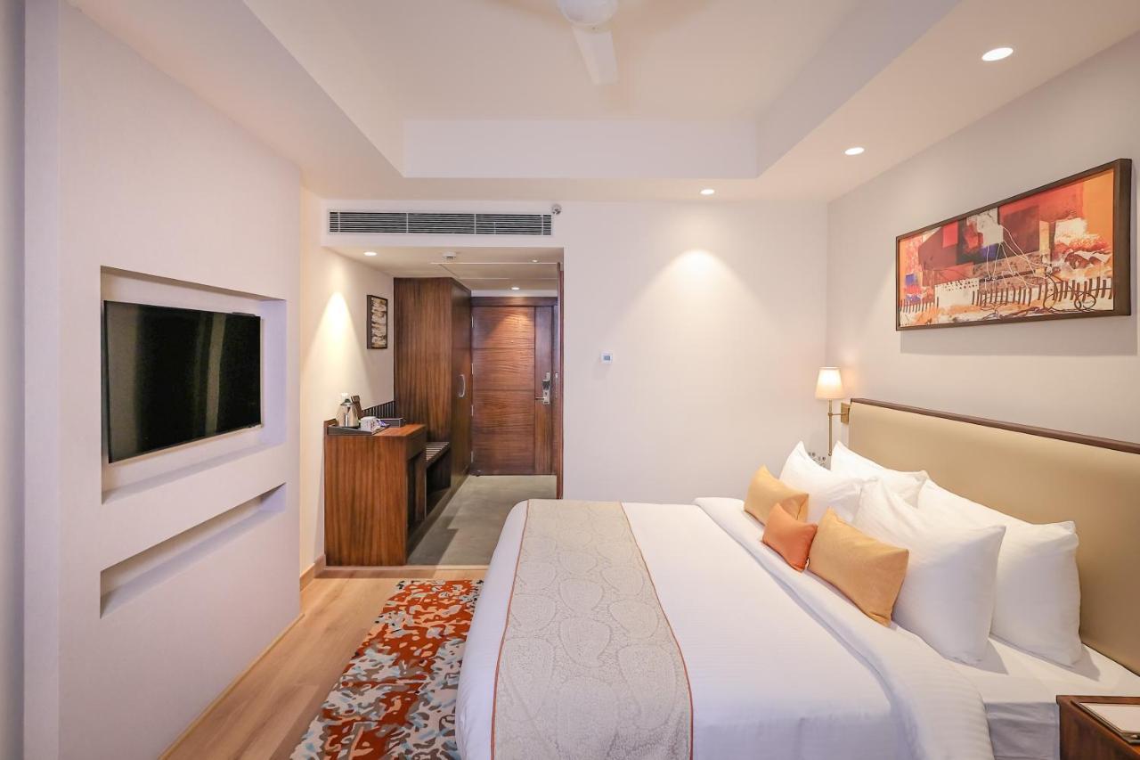 Regenta Dehradun By Royal Orchid Hotels Limited Bagian luar foto