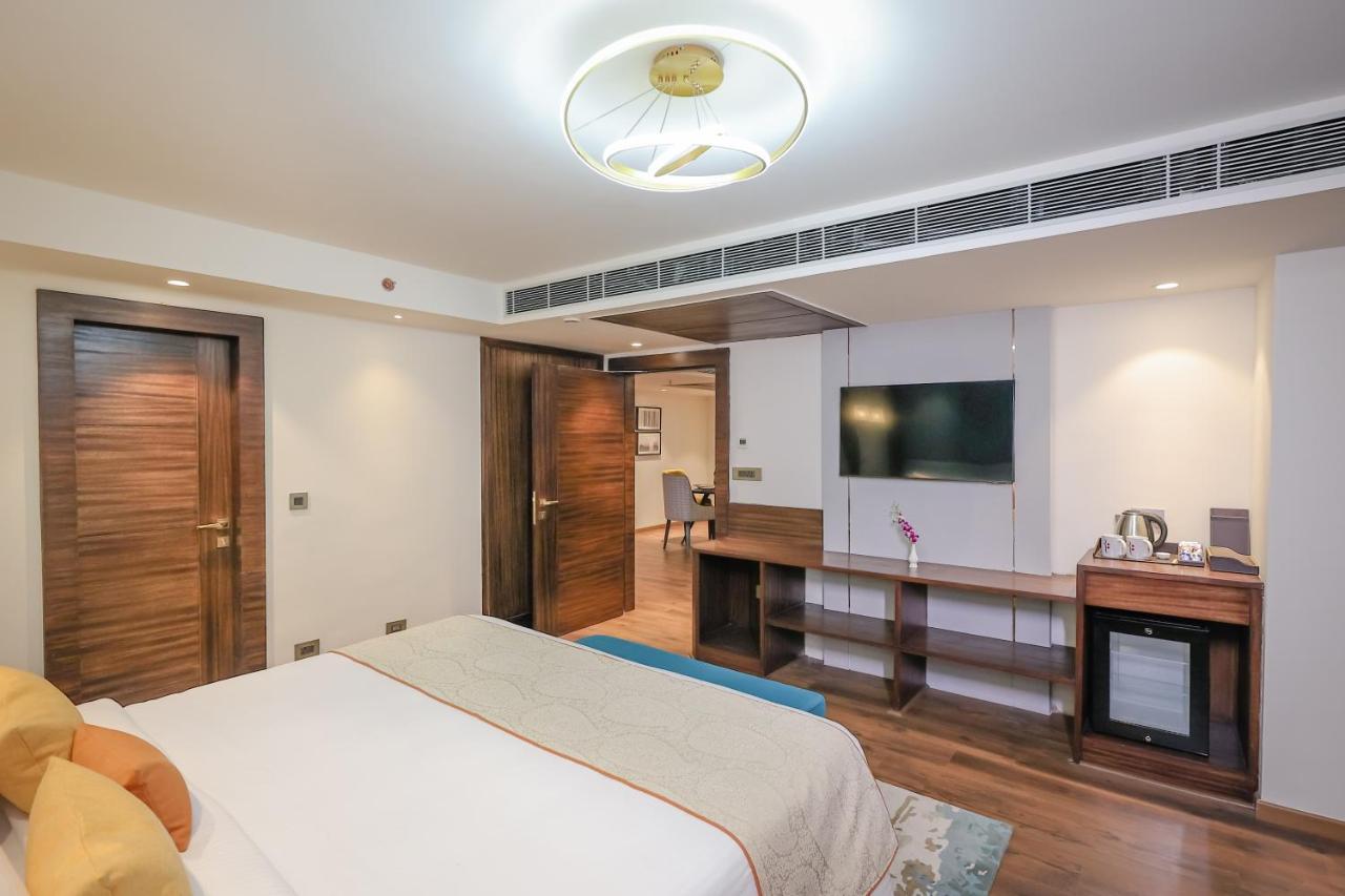 Regenta Dehradun By Royal Orchid Hotels Limited Bagian luar foto
