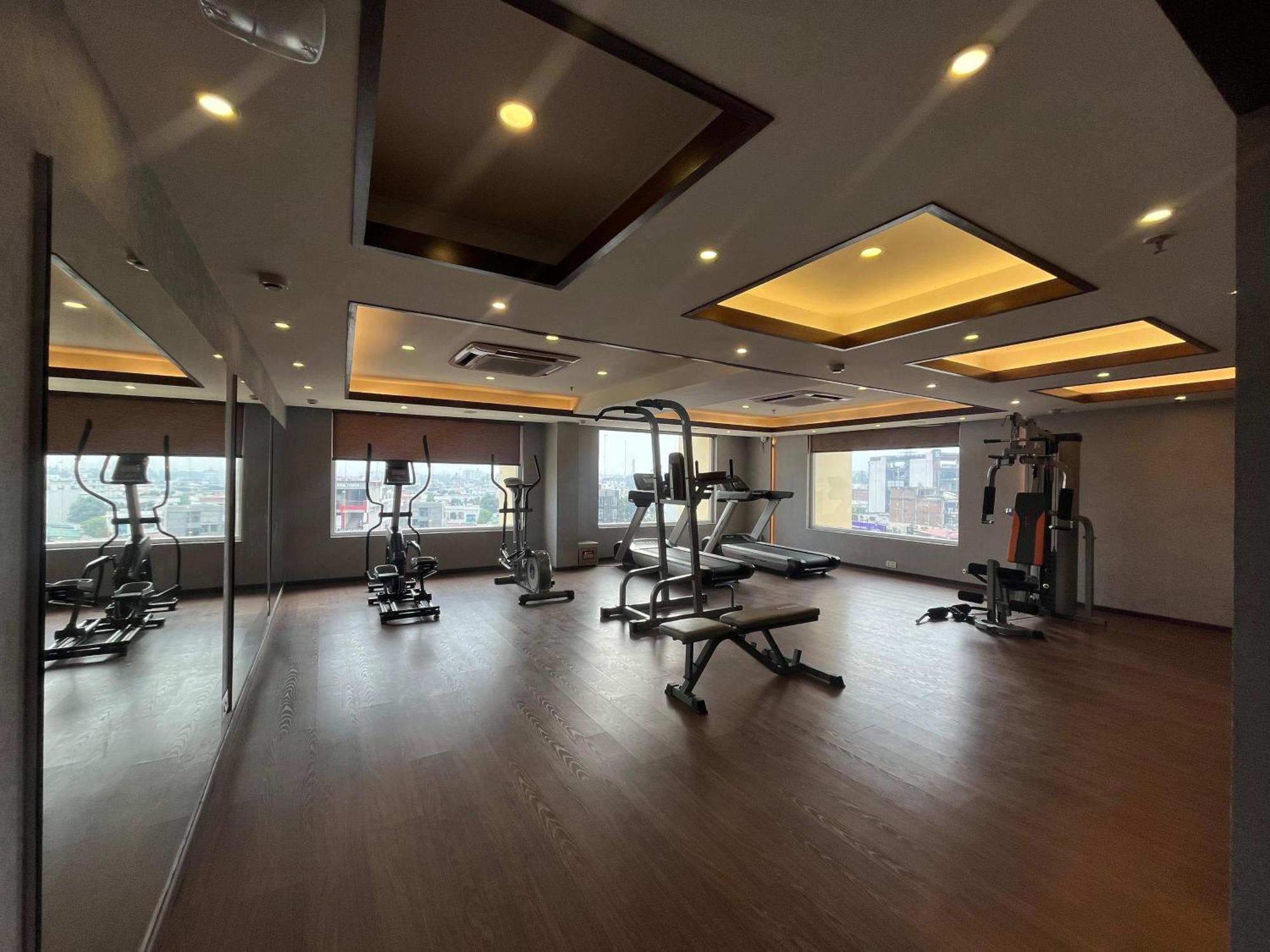 Regenta Dehradun By Royal Orchid Hotels Limited Bagian luar foto